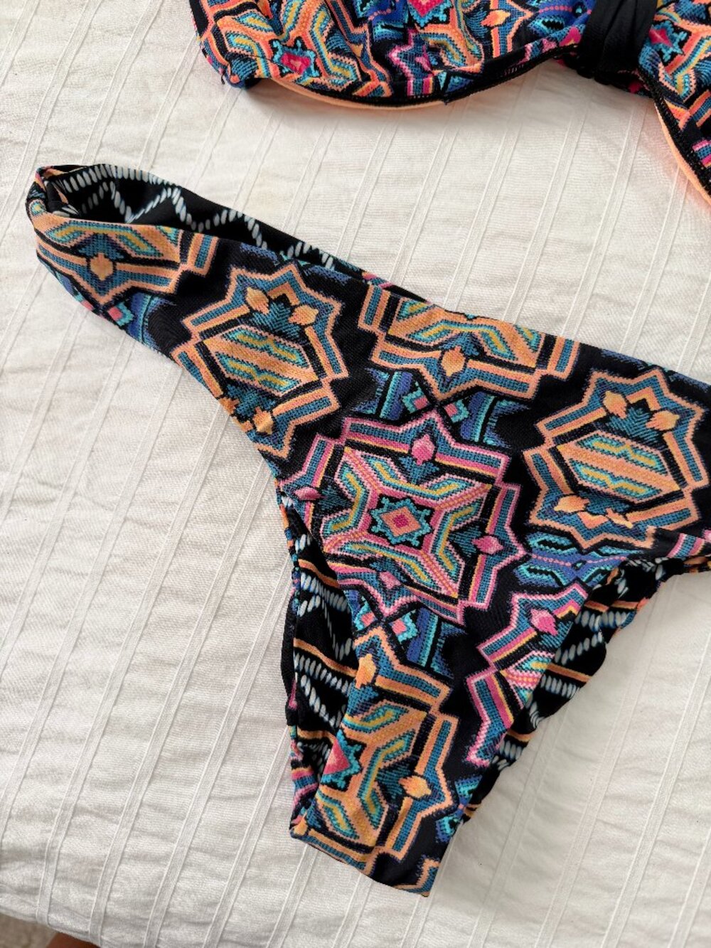 Seafolly Reversible Cheeky Bikini Bottom — Size S | Geometric Print | Like New